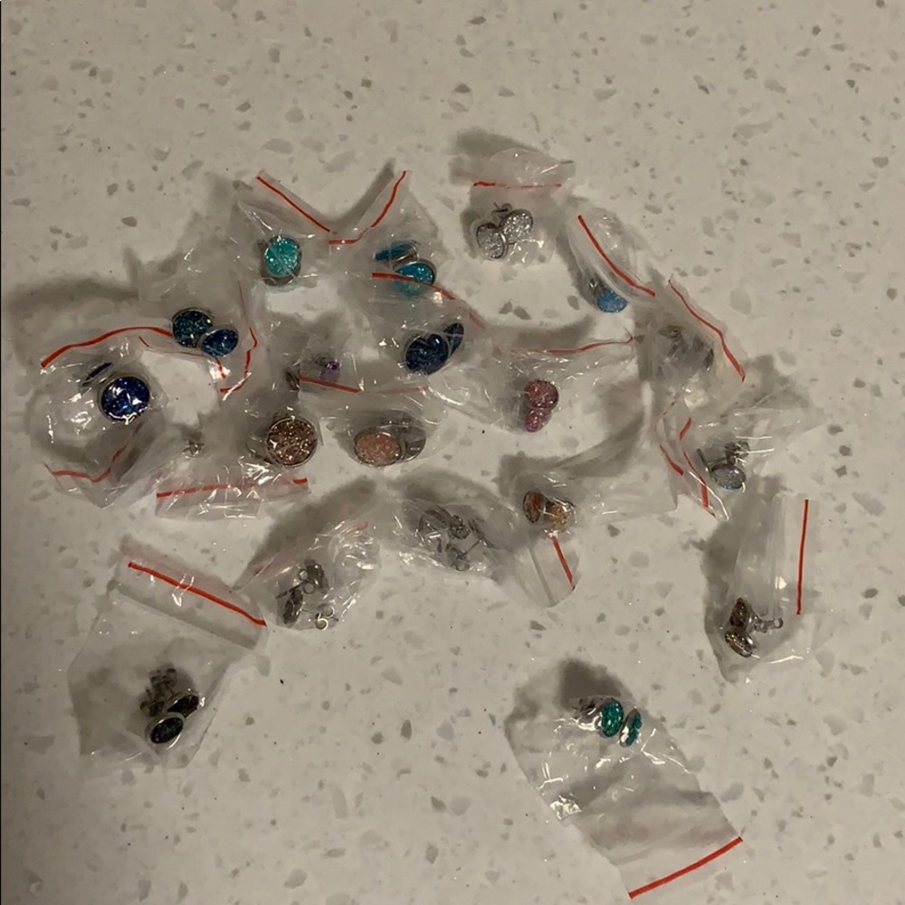 20 pairs of Druzy earrings